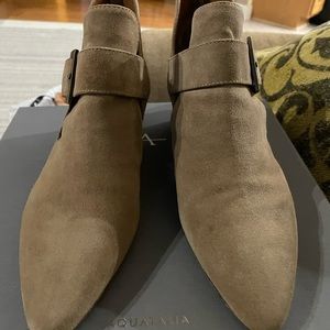 Aquatalia Sand gently worn suede booties